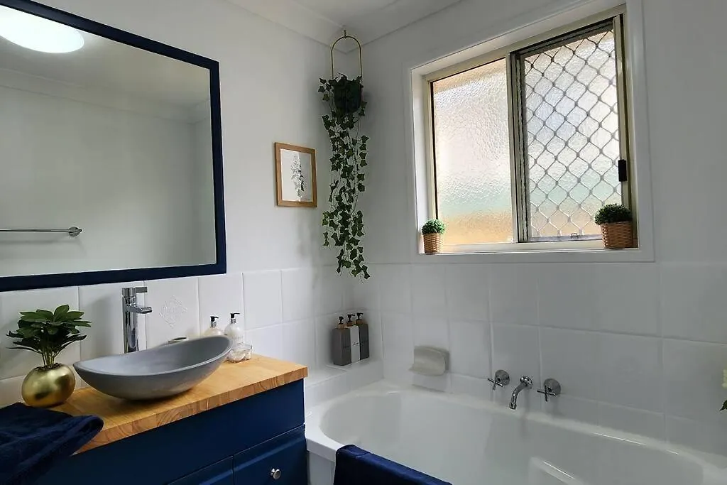 Peaceful Getaway - Stylish, Newly Updated House 布里斯班 度假居
