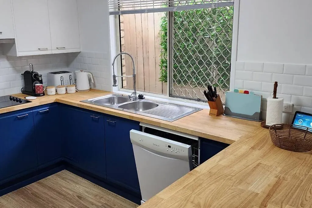 Dom wakacyjny Peaceful Getaway - Stylish, Newly Updated House Brisbane Australia