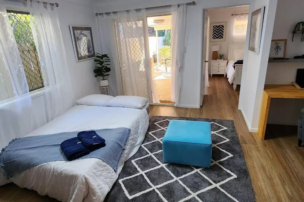Dom wakacyjny Peaceful Getaway - Stylish, Newly Updated House Brisbane